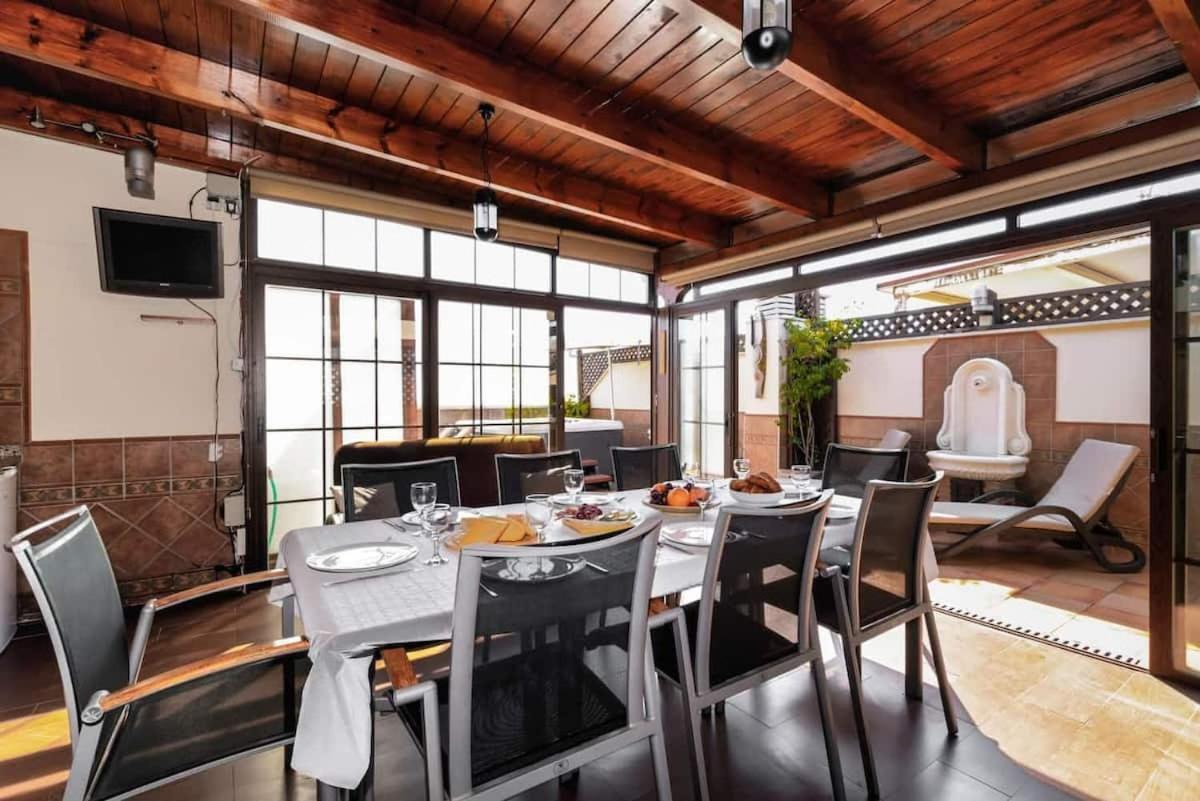 Stunning Penthouse In The Centre Of Nerja Apartment Exterior photo